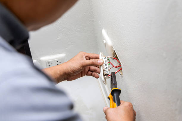 Best Licensed Electrician  in Union City, IN
